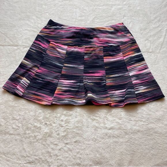 Tail Pink Gray White Geo Design Tennis Skorts Size XS - Picture 2 of 8